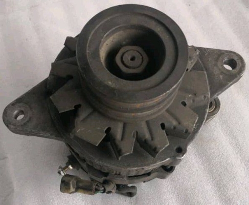 HINO 500 JO8C ALTERNATOR 