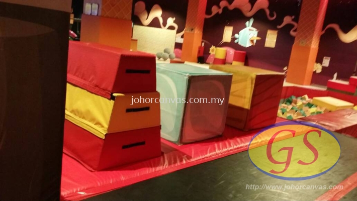 Gymnastic Foam with Cover S