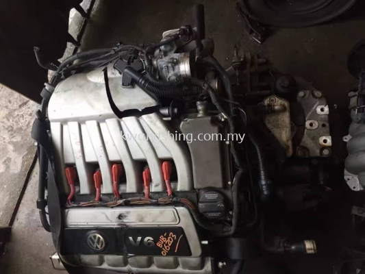 Volkswagen Mk5 R32 Engine