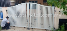 MMG013 Metal Main Gate (Grill)