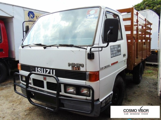 ISUZU NHR / NPR 1984 - 1997 TRUCK / LORRY (LONG / SHORT) = DOOR VISOR