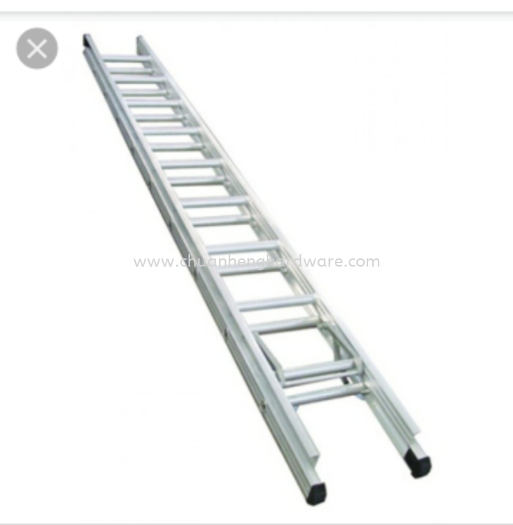 Triple extension ladder