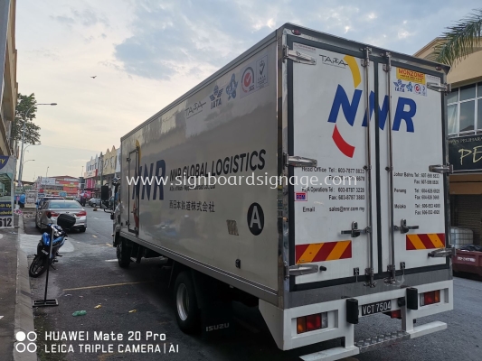 NNR GLOBAL LOGISTICS Truck sticker at KLIA