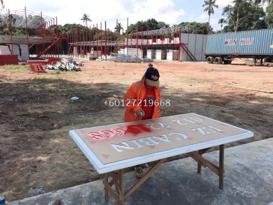 500 people Labour Camp at Pengerang Johor