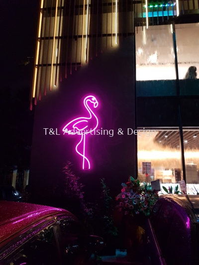 Flamingo LED Neon Light (Magenta Pink)