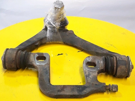 TOYOTA DYNA BU107 UPPER ARM