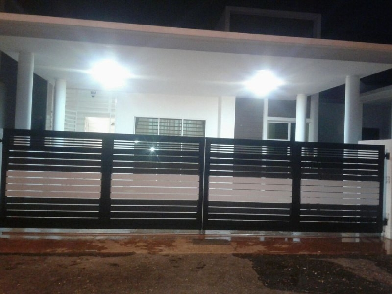 Mix-Aluminium Gate Design Sample Stainless Steel & Aluminium Mix Gate Gate Malaysia Reference Renovation Design 