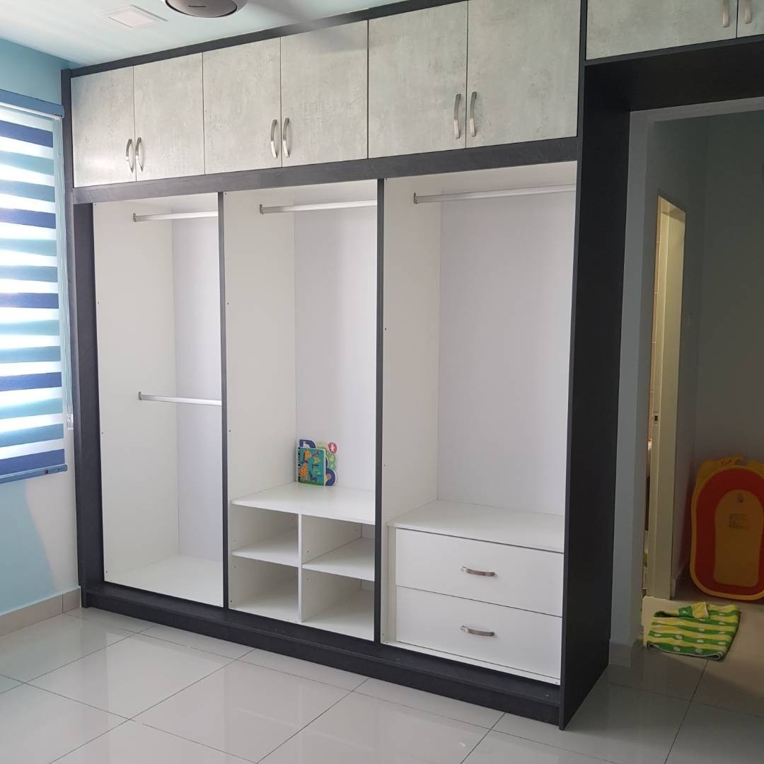 Custom Wardrobe Design Sample Custom Wardrobe - Selangor / Kuala Lumpur / Ampang / Puchong / Rawang Wardrobe Malaysia Reference Renovation Design 