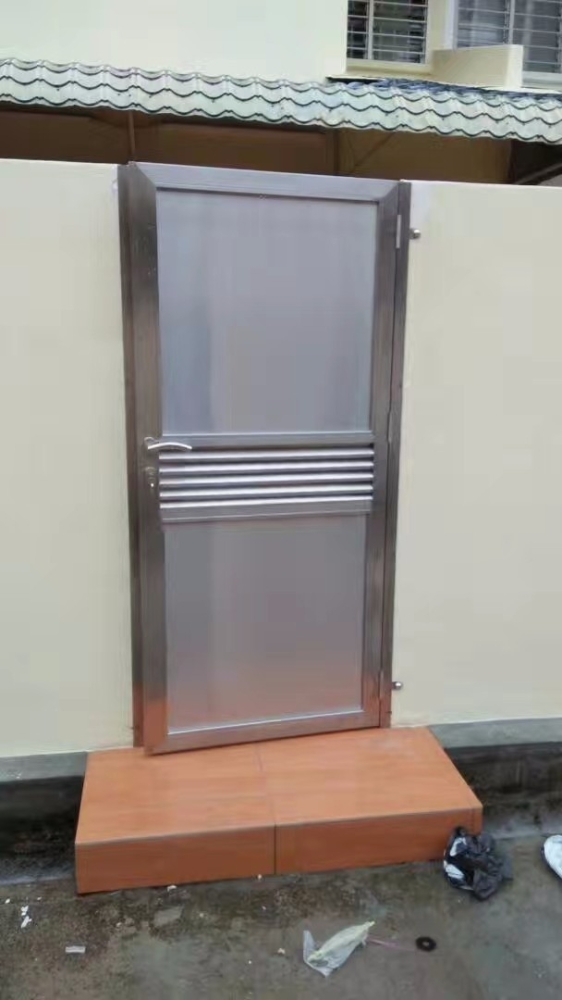 Grill Pintu Grill Grill Pintu Keluli Tahan Karat Grill Rujukan Reka