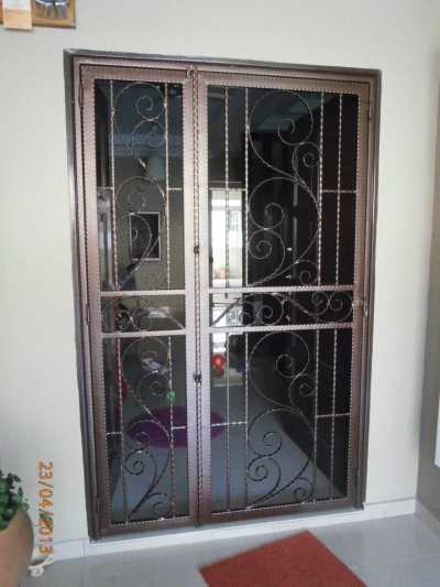 Wrought Iron Door Grille Melaka