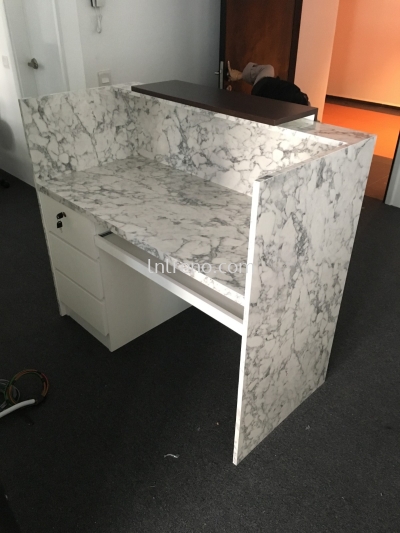 Customize Cashier counter Reception Counter in PJ Selangor Malaysia #plywood #melamine  #veneer #spray paint #laminate #customize #sliding door #glass door #swing door #built in #nyatoh #oak #aluminium door #carcass #panel #fluted panel #drawer #tv hang on panel #partition #box up #counter #cashier #shelves #open shelves