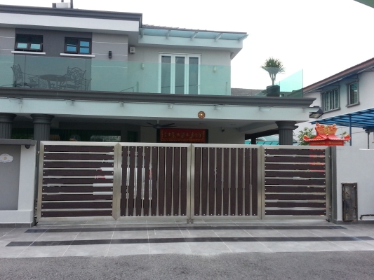 Reka Bentuk Pintu Pagar 