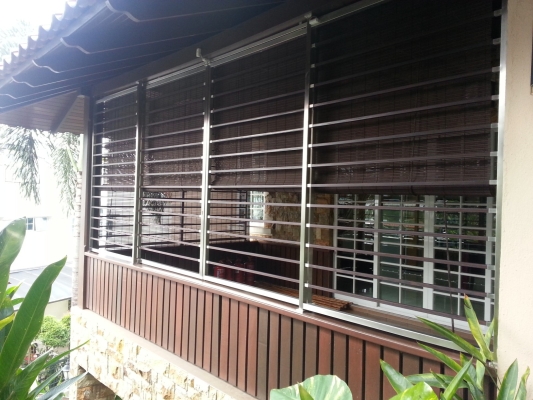 Stainless Steel Balcony Window Grill