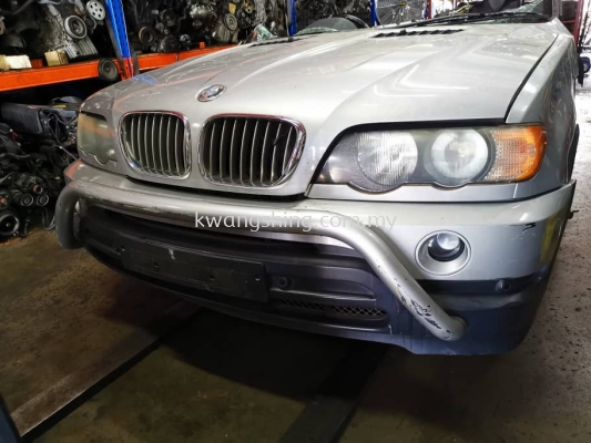 BMW X5 E53 4.4 half cut