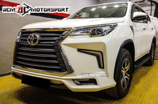 Toyota Fortuner Lexus style bodykit