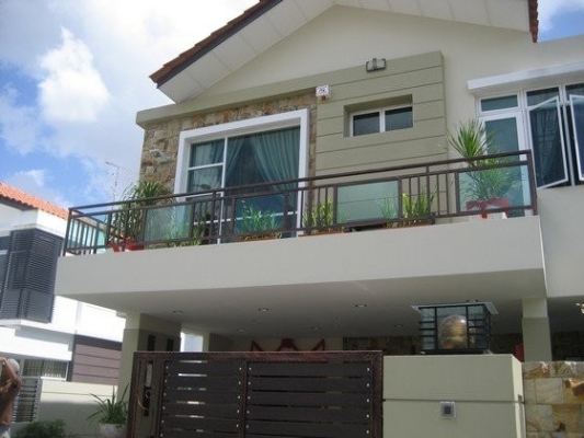 Design Of Fence On Balcony 