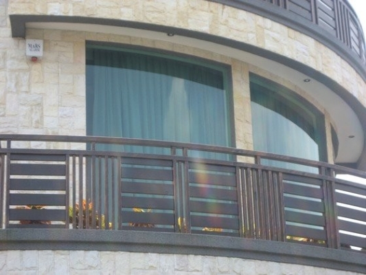 Design Of Fence On Balcony 