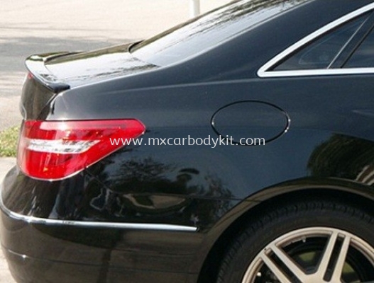 MERCEDES BENZ W207 REAR TRUNK SPOILER ABS