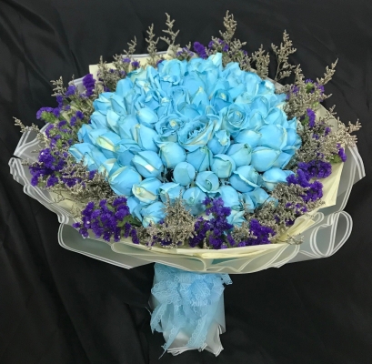 99 Roses Hand Bouquet (HB-939)