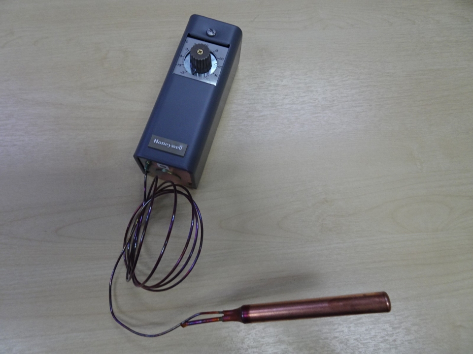 HONEYWELL T675A1169 SINGLE STAGE TEMPERATURE CONTROLLER (-15 TO +35ˇăC / 1.5M CAP. TUBE)
