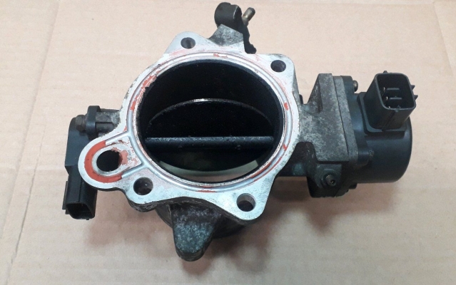 ISUZU 4HG1 THROTTLE BODY