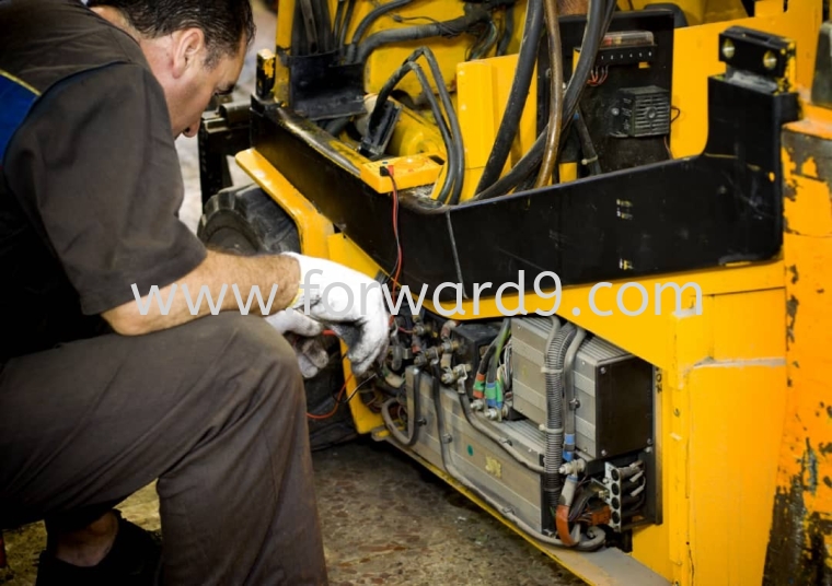 Forklift Repairing Forklift Repairing Forklift Repairing & Maintenance & Servicing Repair & Maintenance Services