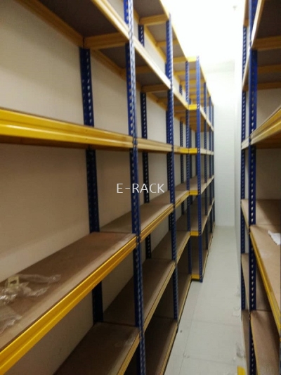 Boltless Racking System (14)