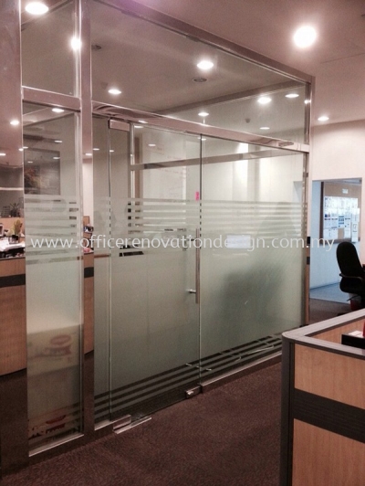 Tempered Glass Door