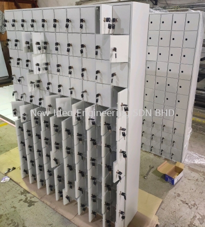 100 compartment phone locker