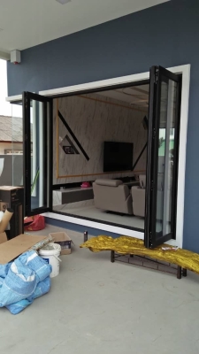 High Performance Folding Door