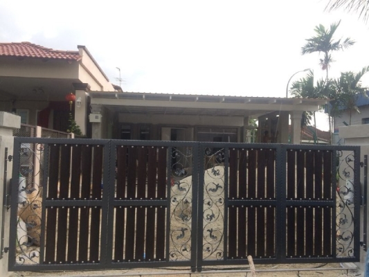 Reference Of Wrought Iron Aluminium Mixed Gate