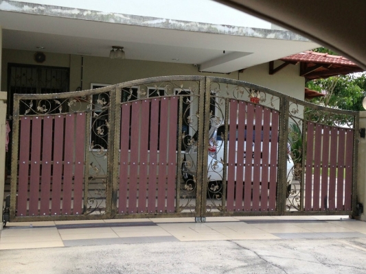 Reference Of Wrought Iron Aluminium Mixed Gate