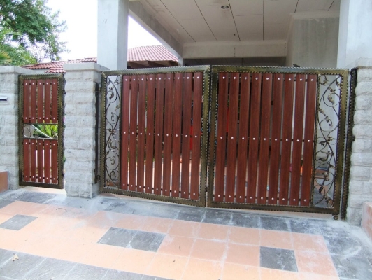 Reference Of Wrought Iron Aluminium Mixed Gate