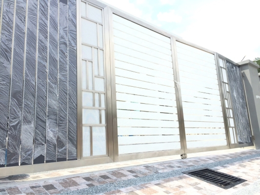 Reka Bentuk Pintu Pagar Campur Plate Aluminium