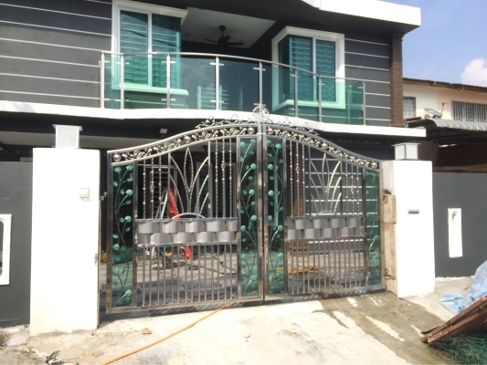 Steel & Aluminium Plate Mix Gate Design