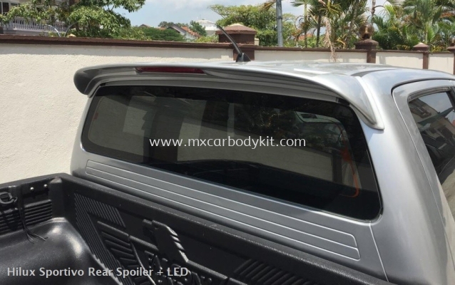 TOYOTA HILUX SPORTIVO REAR SPOILER 