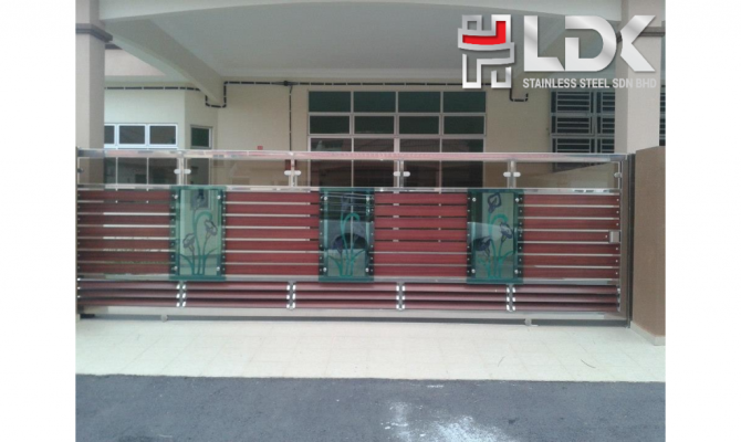 Stainless Steel Mix Gate Design 