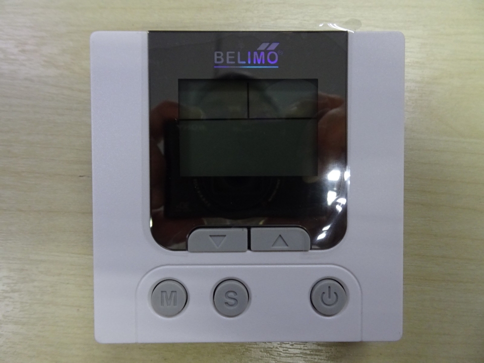 BELIMO EXT-T24-D201 LCD MODULATING THERMOSTAT (C/W SENSOR)