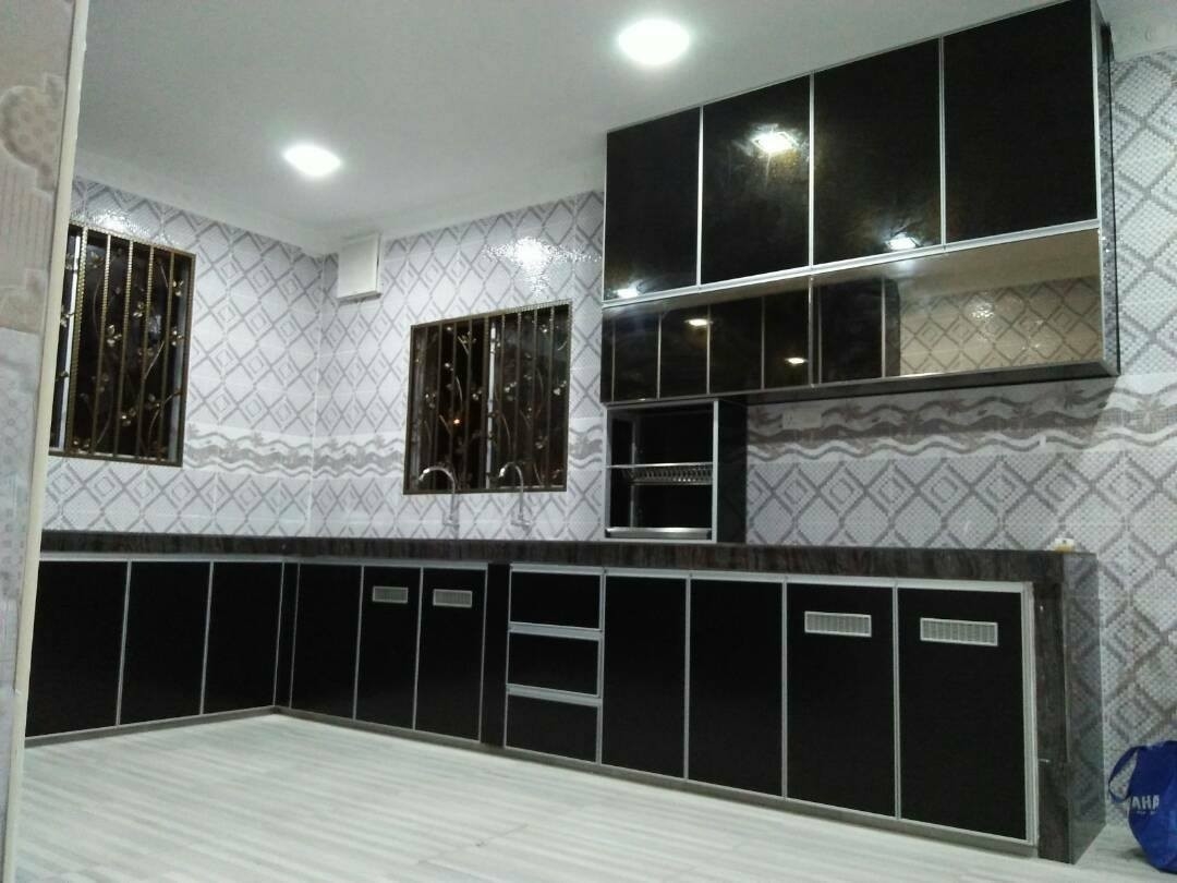 Black Color Top Bottom Kitchen Cabinet Kabinet Dapur Aluminium Kabinet Dapur Rujukan Reka Bentuk UbahSuai Malaysia