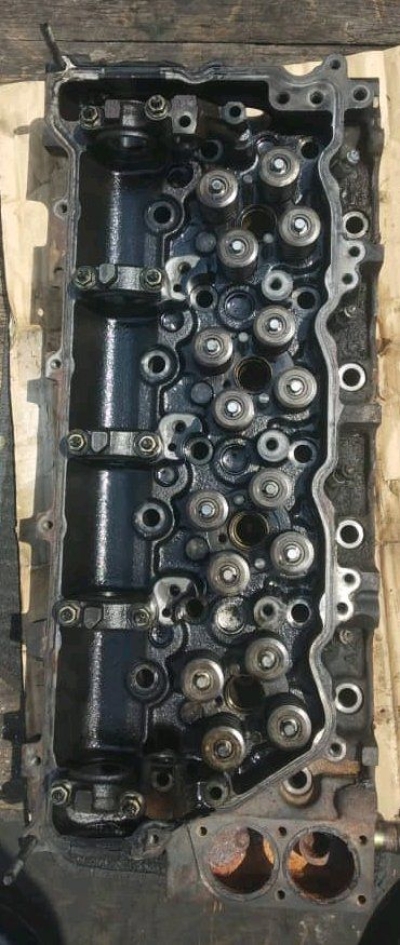 ISUZU NPR72/NPR81 CYLINDER HEAD 4HJ1 16VALVE (CAST IRON)