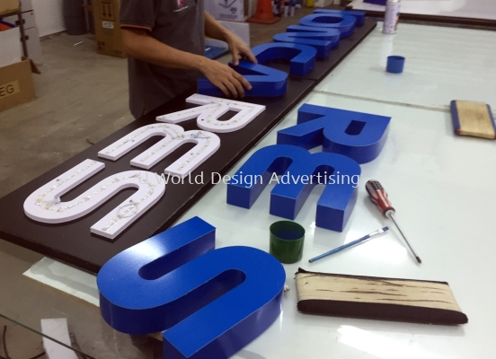 Ioncares Exhibition led 3d box up lettering at SCCC