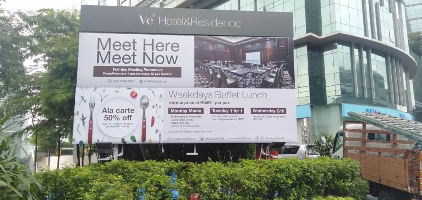 Ve Hotel & Residence Tarpaulin billboard signage at bangsa