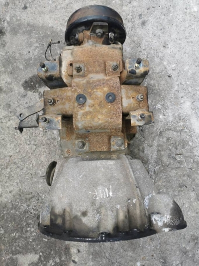 ISUZU GEARBOX 4JB1 (USED)