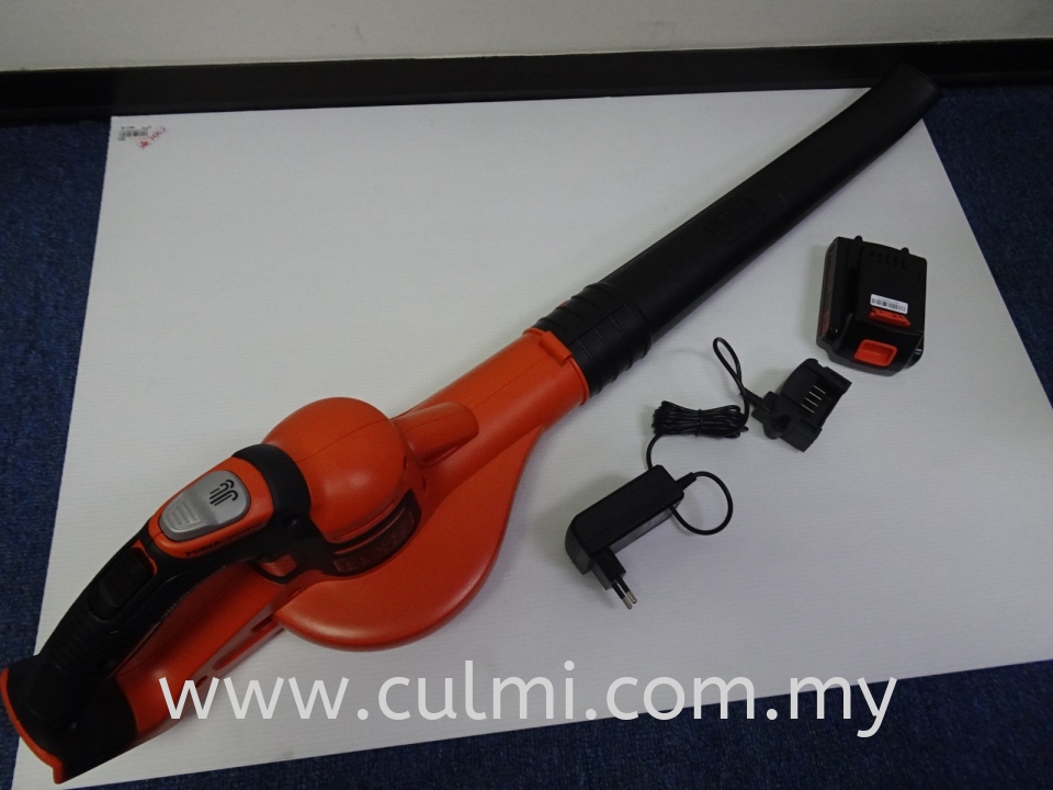 BLACK + DECKER GWC1820PCF 18V POWER BOOST BLOWER (032494) C/W 1 BATTERY & CHARGER
