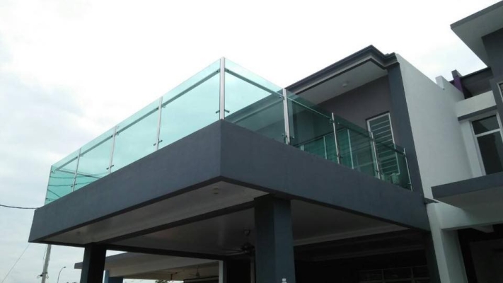 Tempered Glass Balcony Fencing 