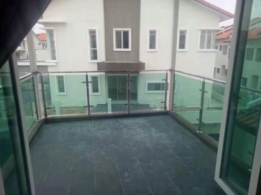 Tempered Glass Balcony Fencing 