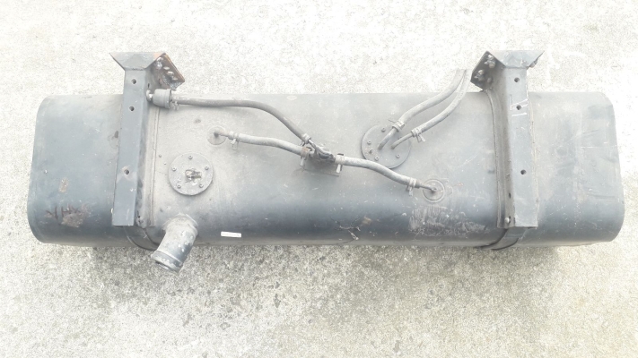 TOYOTA DYNA LH80 FUEL TANK 