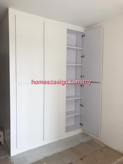 SHOES CABINET