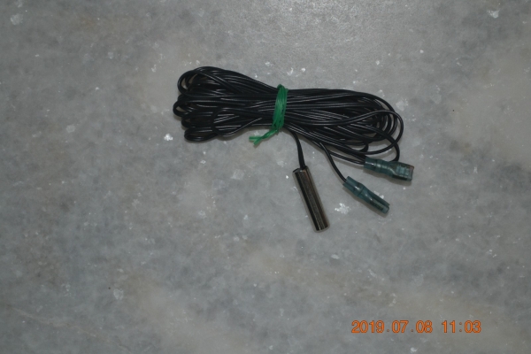 Hitachi Thermistor