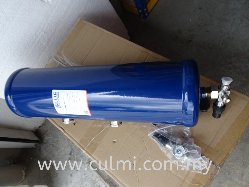 BLUE BLR OIL RESERVOIR C/W ROTALOCK VALVE